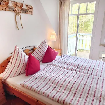 Zum-leuchtturm-w5 Apartament Prerow